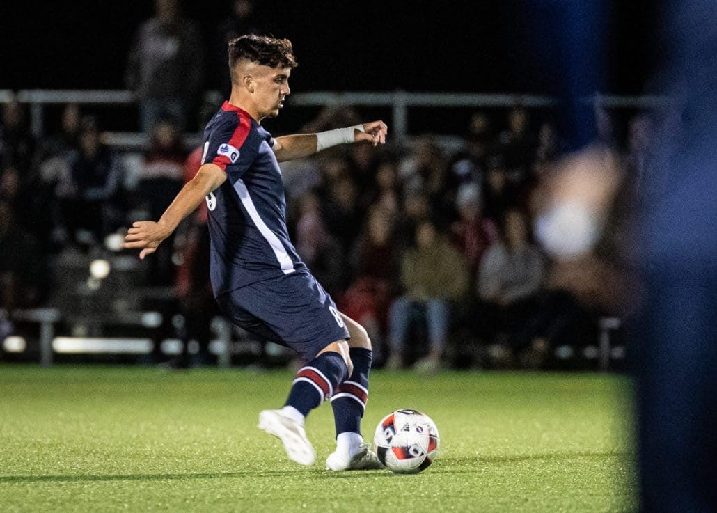 Sports Photography – League1 Ontario Playoffs, Men's Soccer, London FC and Vaughan Azzurri in Vaughan, Ontario, Canada at North Maple Regional Park