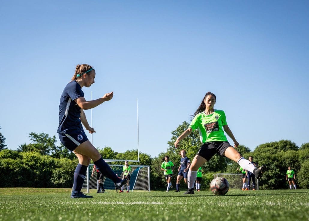 Sports Photography – League1 Ontario Regular Season, Women's Soccer, DeRo United vs. Oakville Blue Devils in Oakville, Ontario, Canada at Sheridan College (Trafalgar Campus)
