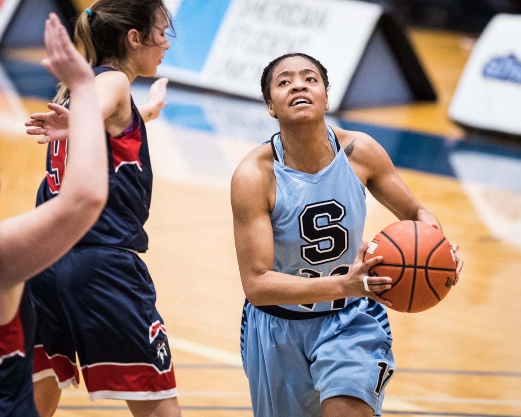 Sports Photography – OCAA (Ontario Colleges Athletic Association) Women’s and Men’s Basketball, Sheridan Bruins vs. Loyalist Lancers and Algonquin Thunder in Brampton, Ontario, Canada at Sheridan College (Davis Campus)