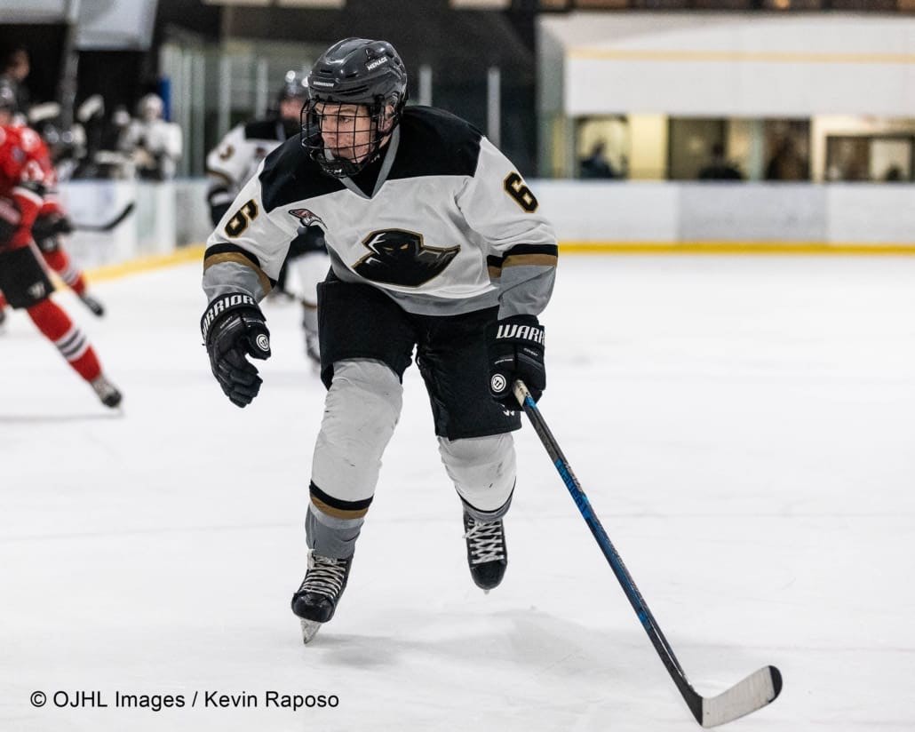 Sports Photography – Ontario Junior Hockey League, Regular Season, Men's Hockey, Brantford 99ers Blues and Milton Menace in Milton, Ontario, Canada at Milton Memorial Arena