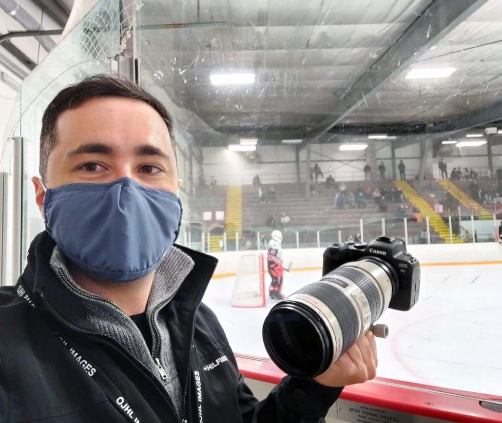 Sports Photography – Ontario Junior Hockey League, Regular Season, Men's Hockey, Georgetown Raiders and Burlington Cougars in Burlington, Ontario, Canada at Central Arena