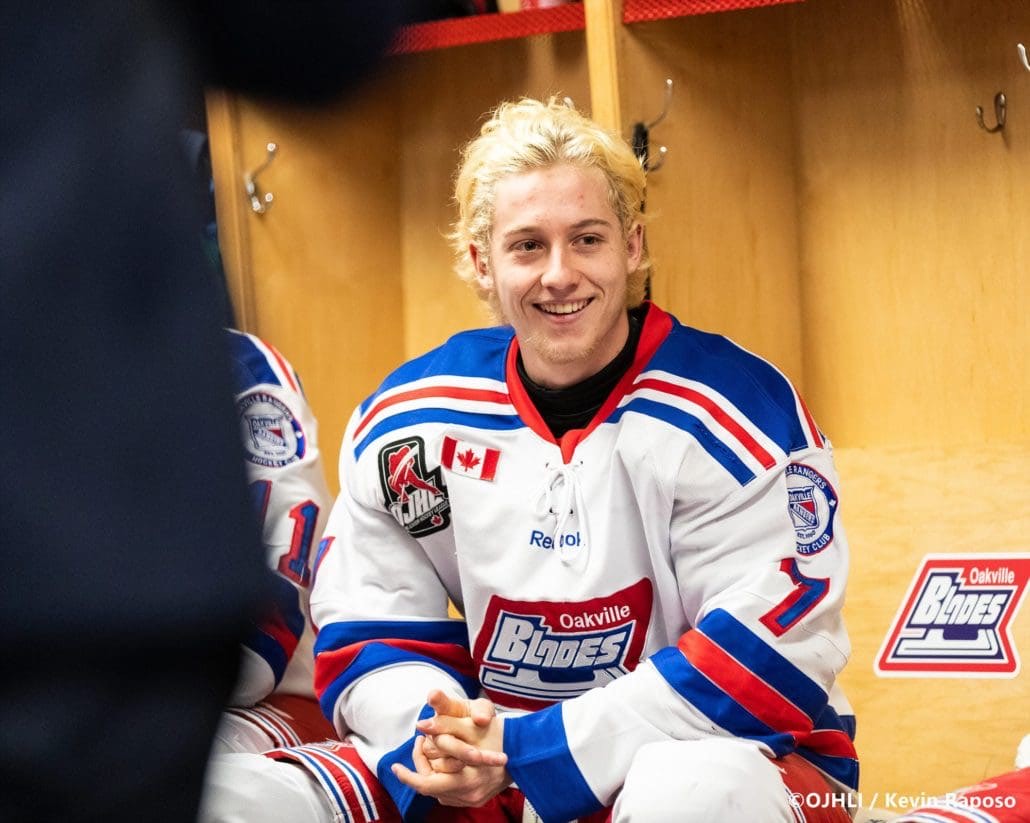 Sports Photography – OJHL (Ontario Junior Hockey League) Men’s Hockey, Marham Royals vs. Oakville Blades in Oakville, Ontario, Canada at Sixteen Mile Sports Complex