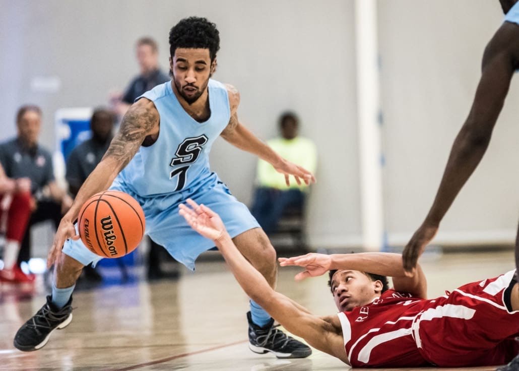 TORONTO, ON – Mar. 2, 2017: Dylan Periana of the Sheridan Bruins wins a battle for the ball.