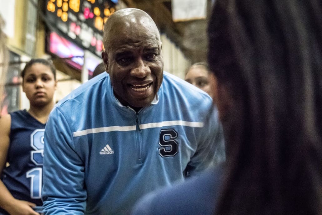 TORONTO, ON – Nov. 12, 2016: Sheridan Bruins head coach Willie Delas speaks to his players during a time-out.