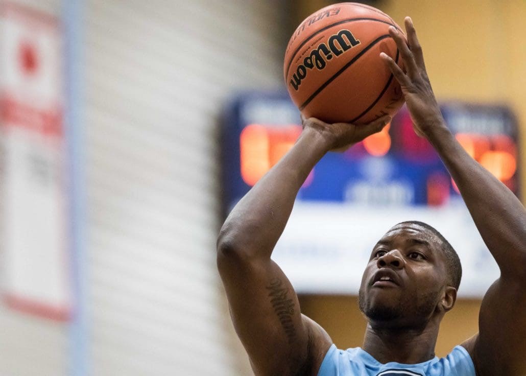 BRAMPTON, ON – Jan. 11, 2017: Sheridan vs. Fanshawe in OCAA basketball action.