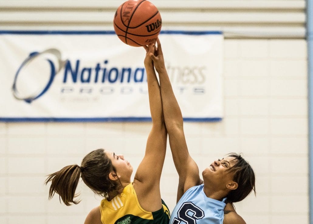 BRAMPTON, ON – Nov. 26, 2016: The Sheridan Bruins and St. Clair Saints tip off in OCAA women’s basketball action.