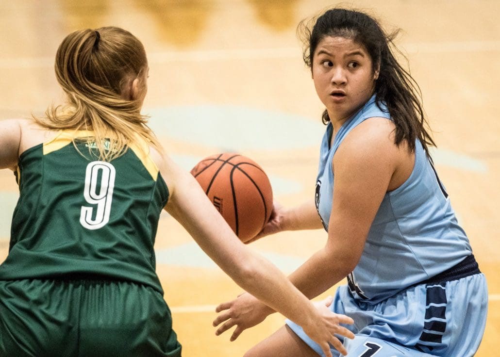 BRAMPTON, ON – Nov. 26, 2016: Liana Rose Villegas of the Sheridan Bruins looks for a pass in OCAA action against the St. Clair Saints.