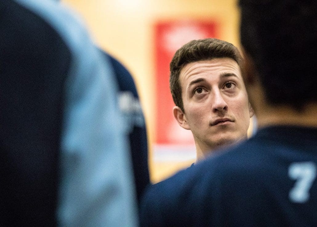 BRAMPTON, ON - Nov. 27, 2016 - Ostap Choily of the Sheridan Bruins looks up at the scoreboard in an OCAA game against Lambton.