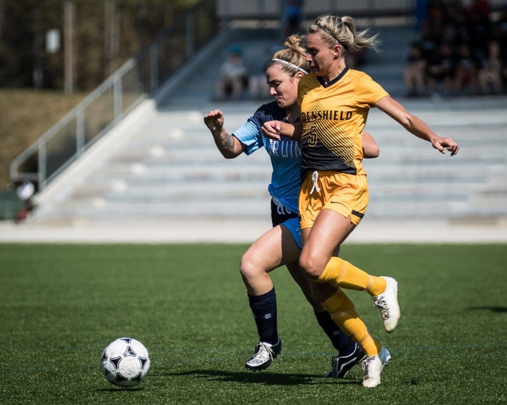 OAKVILLE, ON – SEP. 24, 2017: Ontario Colleges Athletic Association game between the Sheridan Bruins and the Cambrian Golden Shield.